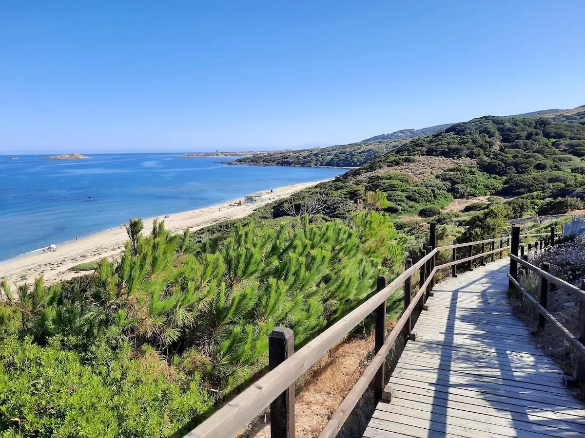Semesterbostad Casa Bianca Villa Isola Rossa